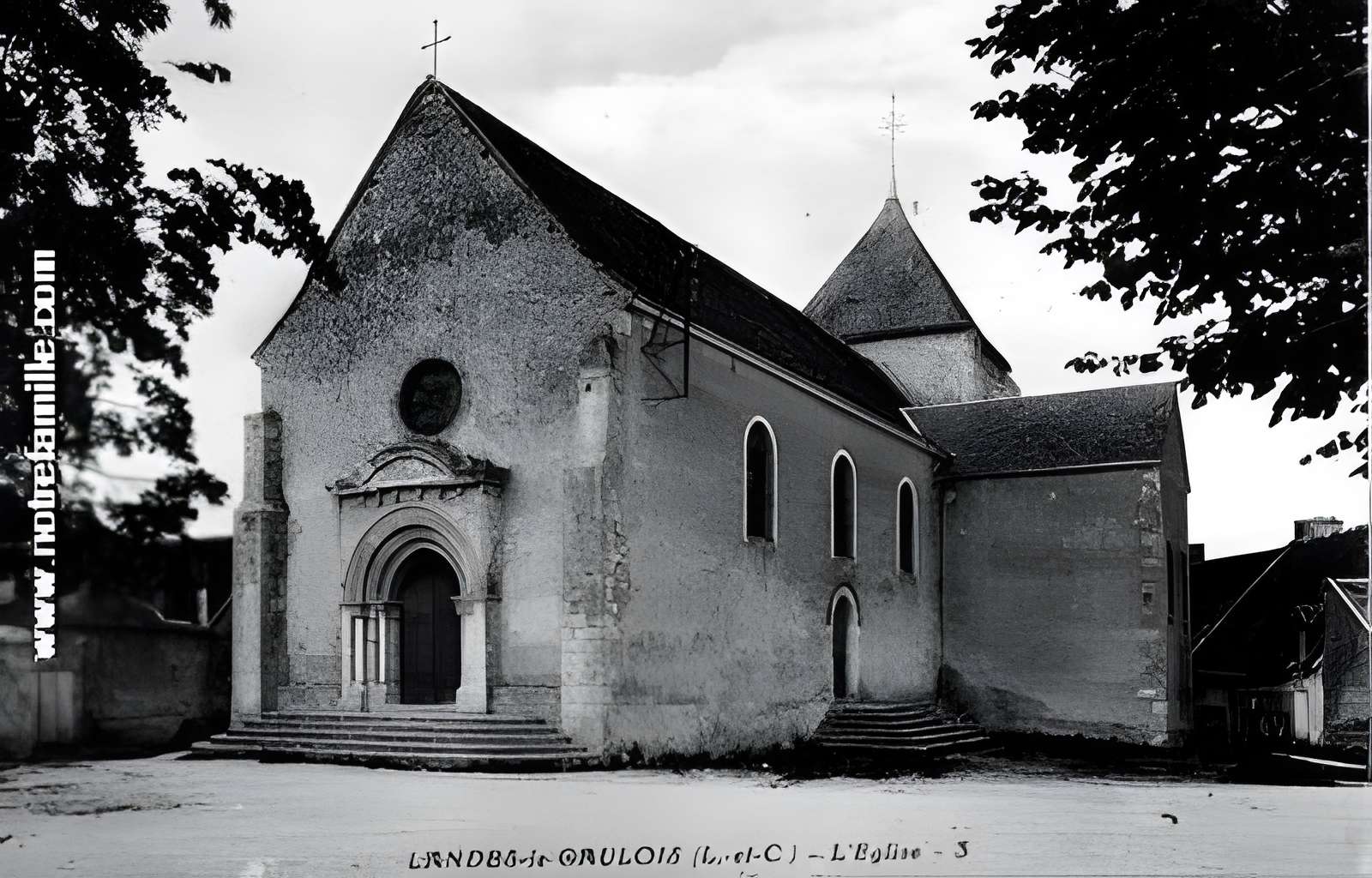 Église Saint-Lubin de Landes-le-Gaulois 