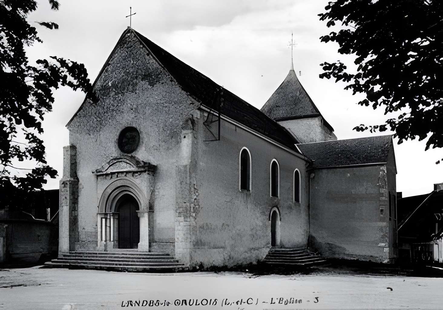 Église Saint-Lubin de Landes-le-Gaulois