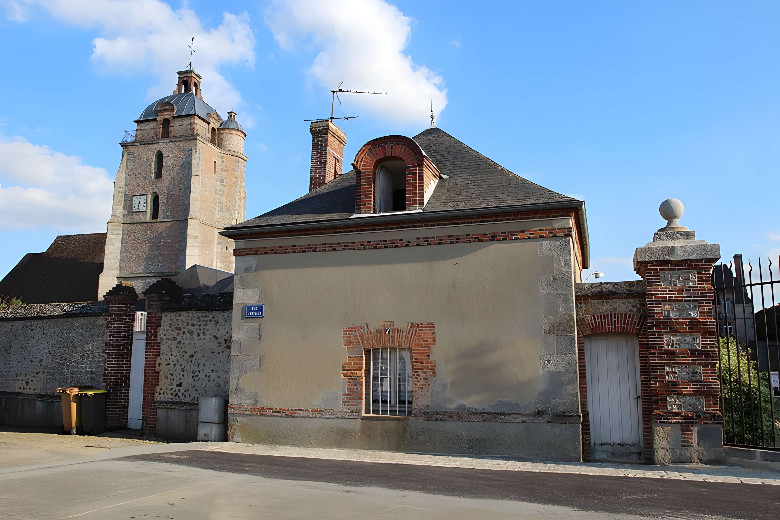 Église Saint-Lubin du Boullay-Thierry