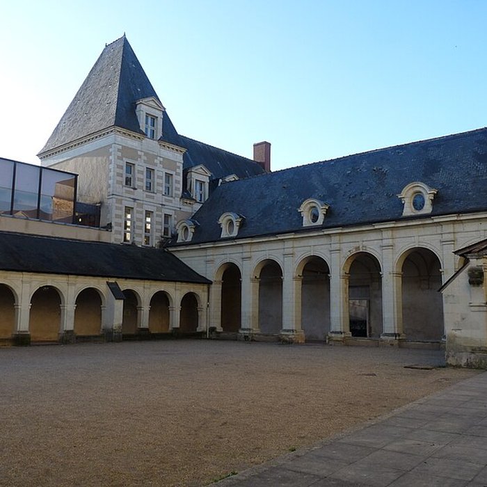Photo de Abbaye Toussaint dAngers