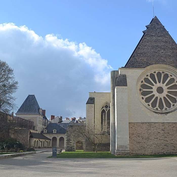 Photo de Abbaye Toussaint dAngers
