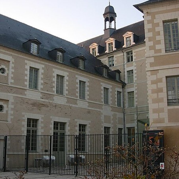 Photo de Abbaye Toussaint dAngers