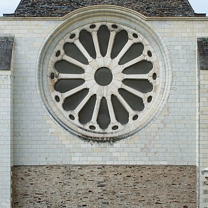 Photo de Abbaye Toussaint dAngers