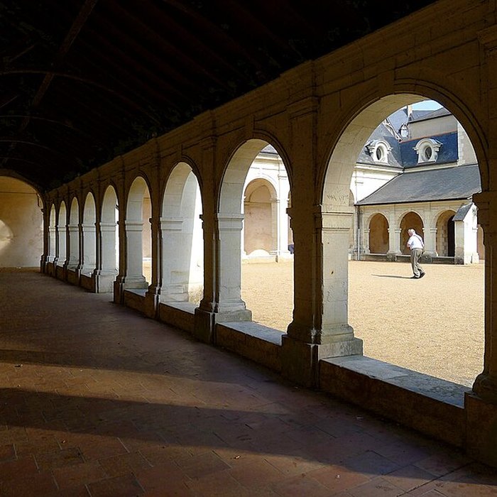 Photo de Abbaye Toussaint dAngers