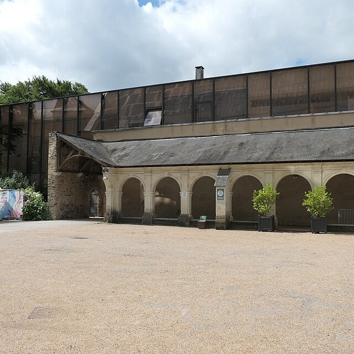 Photo de Abbaye Toussaint dAngers