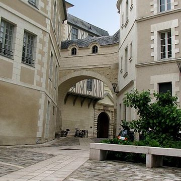 Abbaye Toussaint dAngers