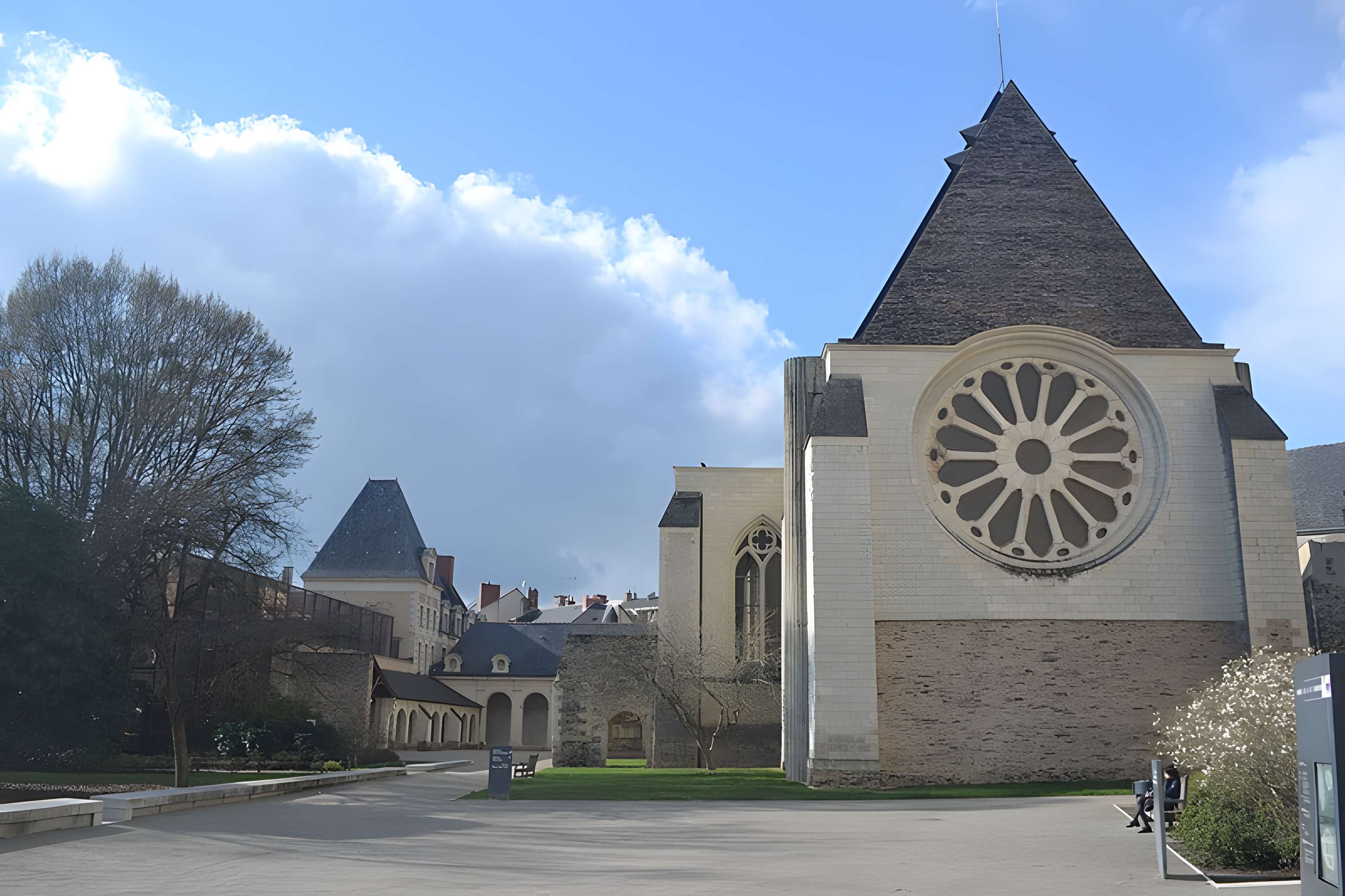 Abbaye Toussaint d'Angers