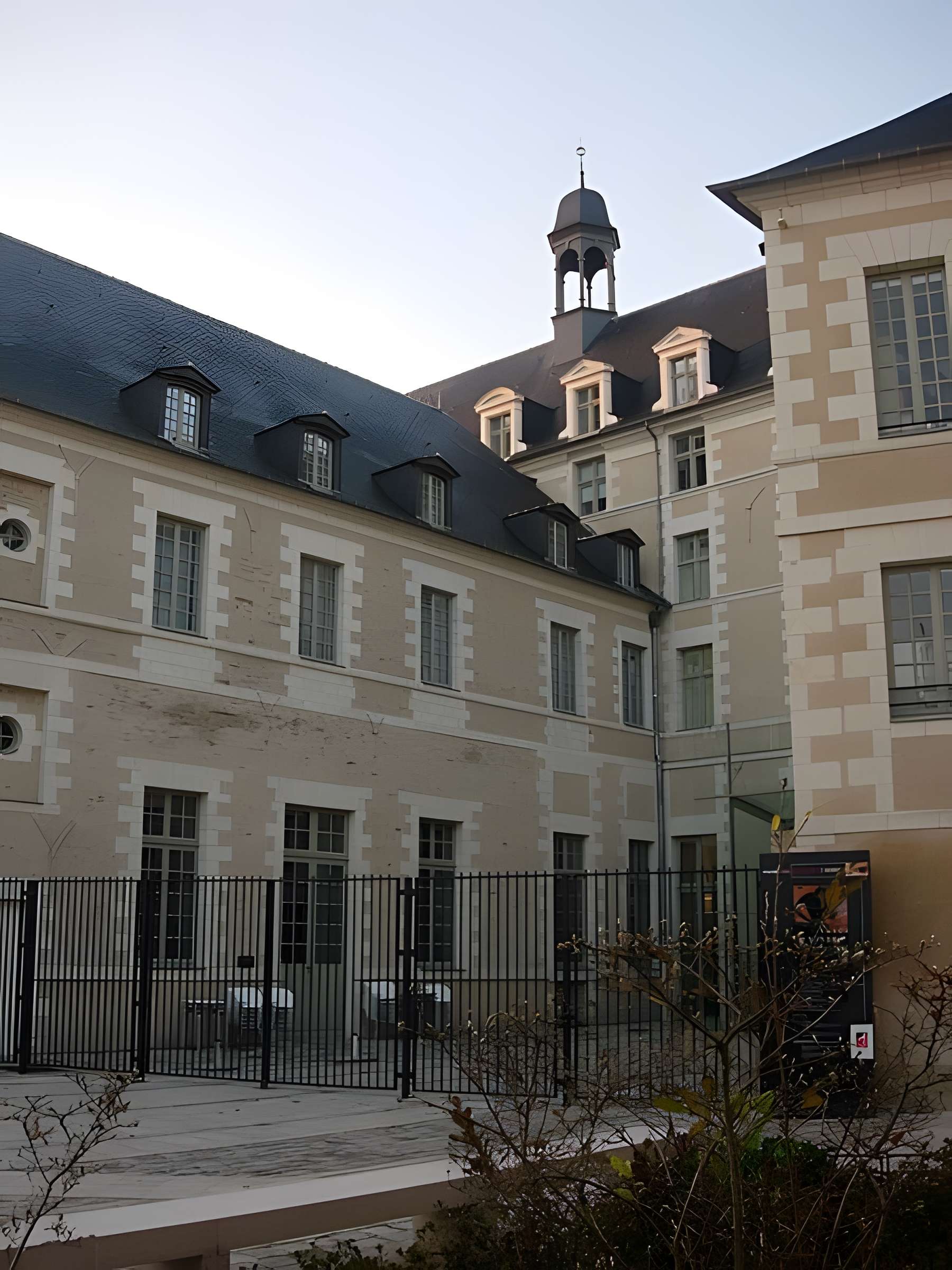Abbaye Toussaint d'Angers