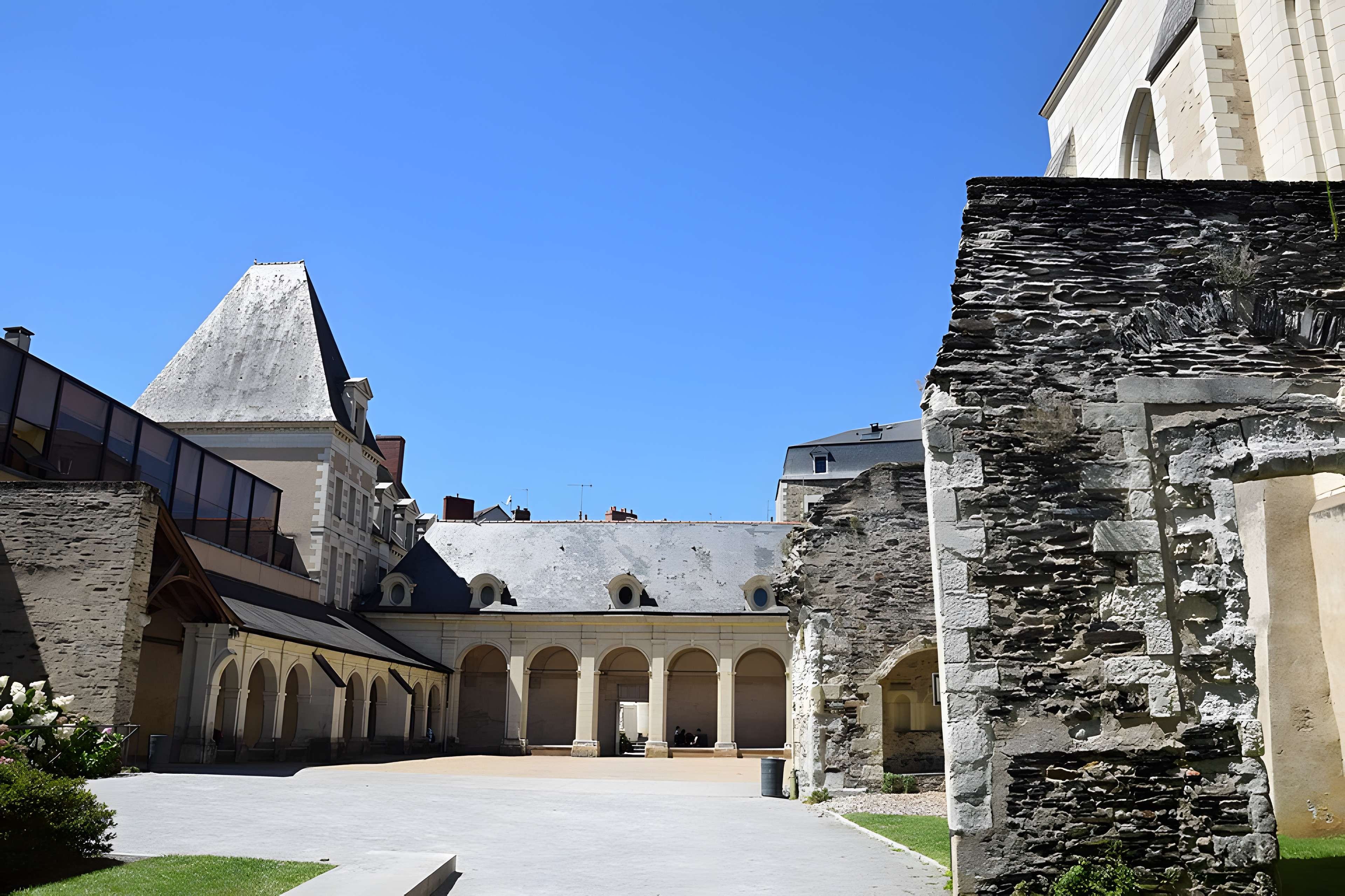 Abbaye Toussaint d'Angers