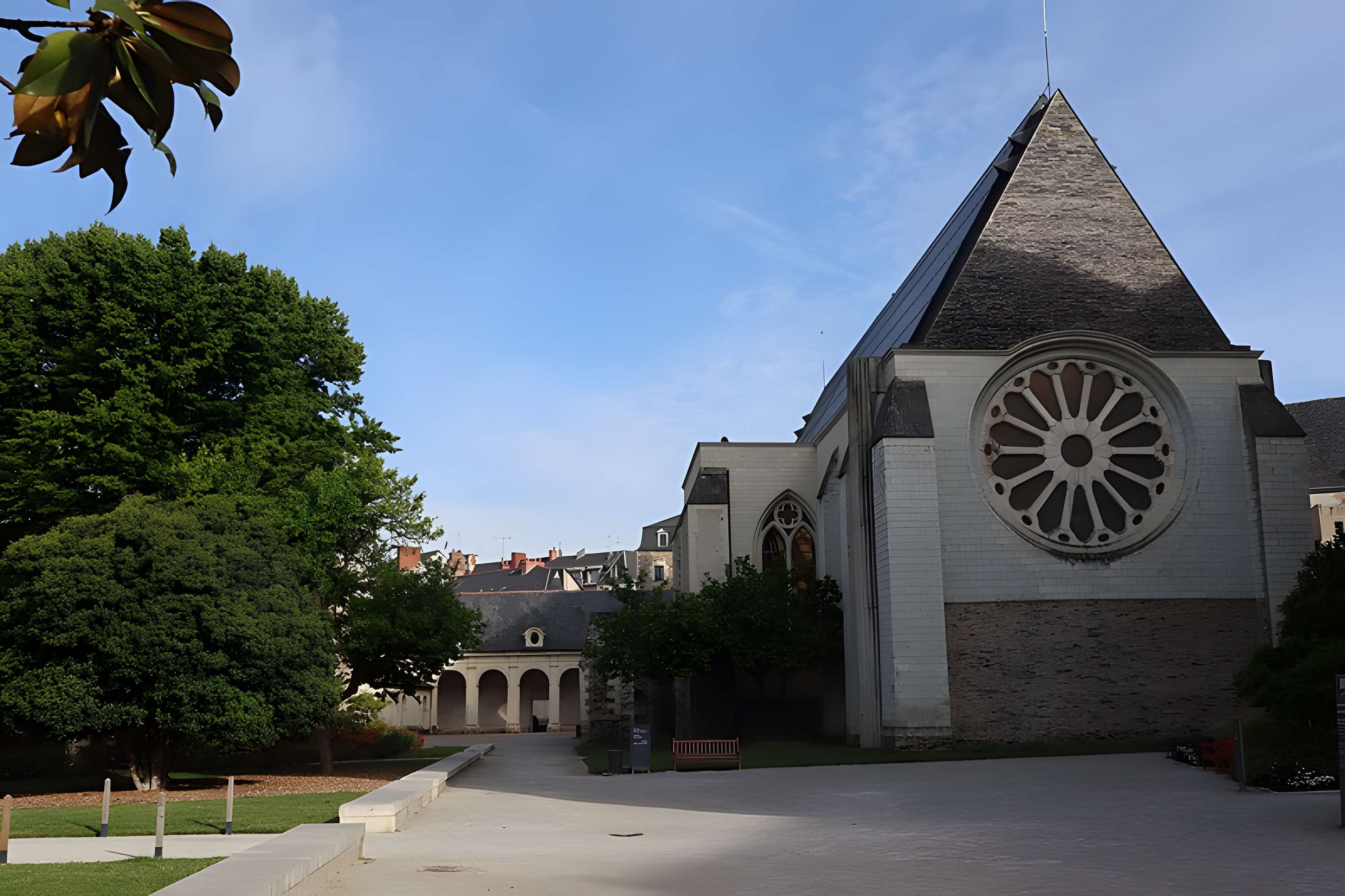 Abbaye Toussaint d'Angers