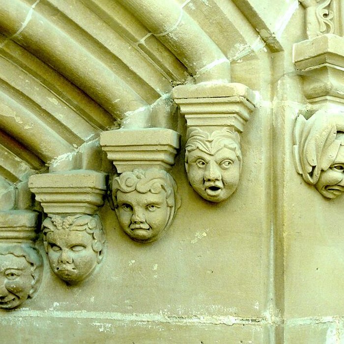 Photo de Église Saint-Lucien dAvernes