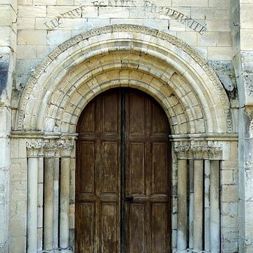 Église Saint-Lucien dAvernes