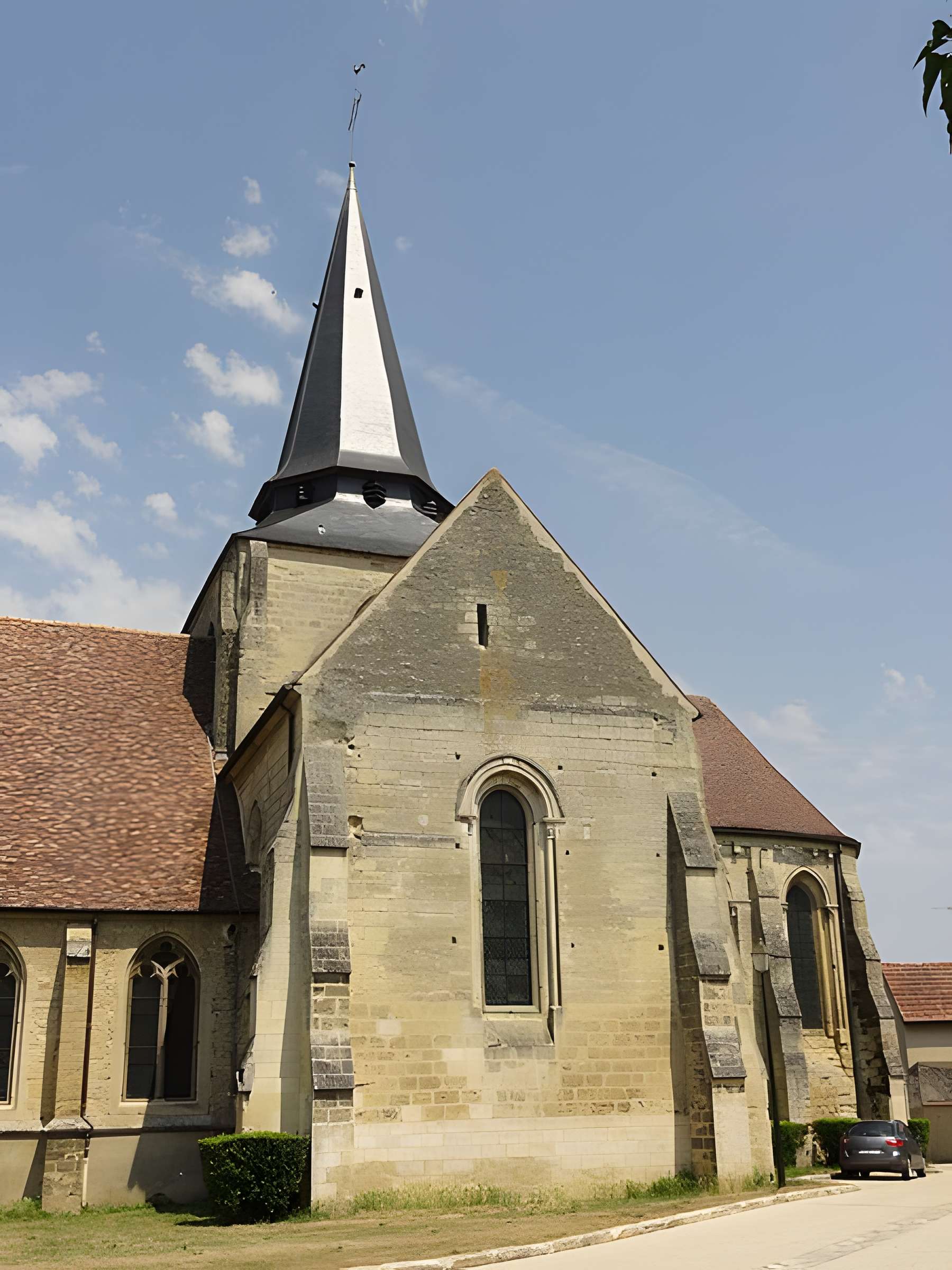 Église Saint-Lucien d'Avernes