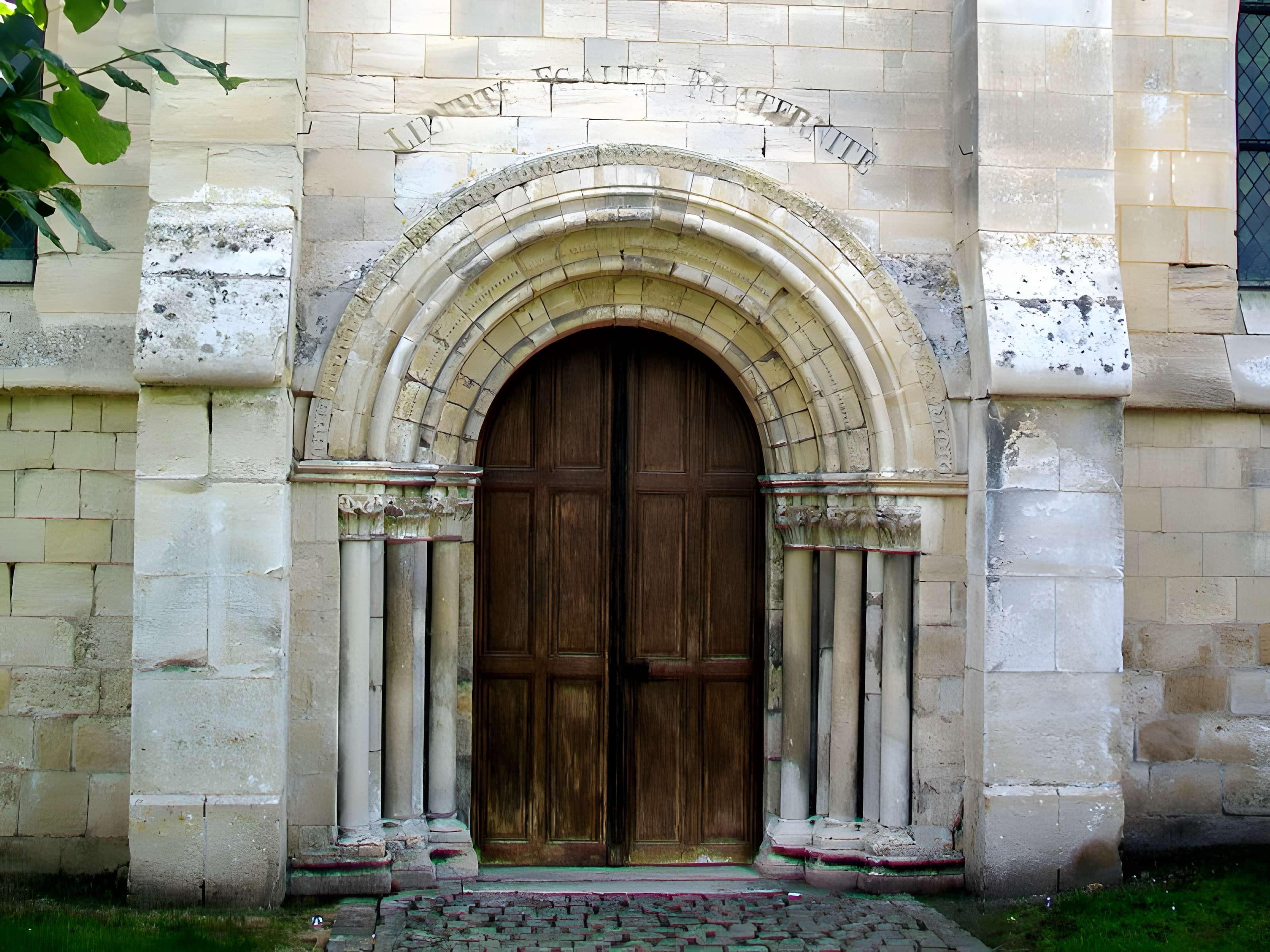 Église Saint-Lucien d'Avernes