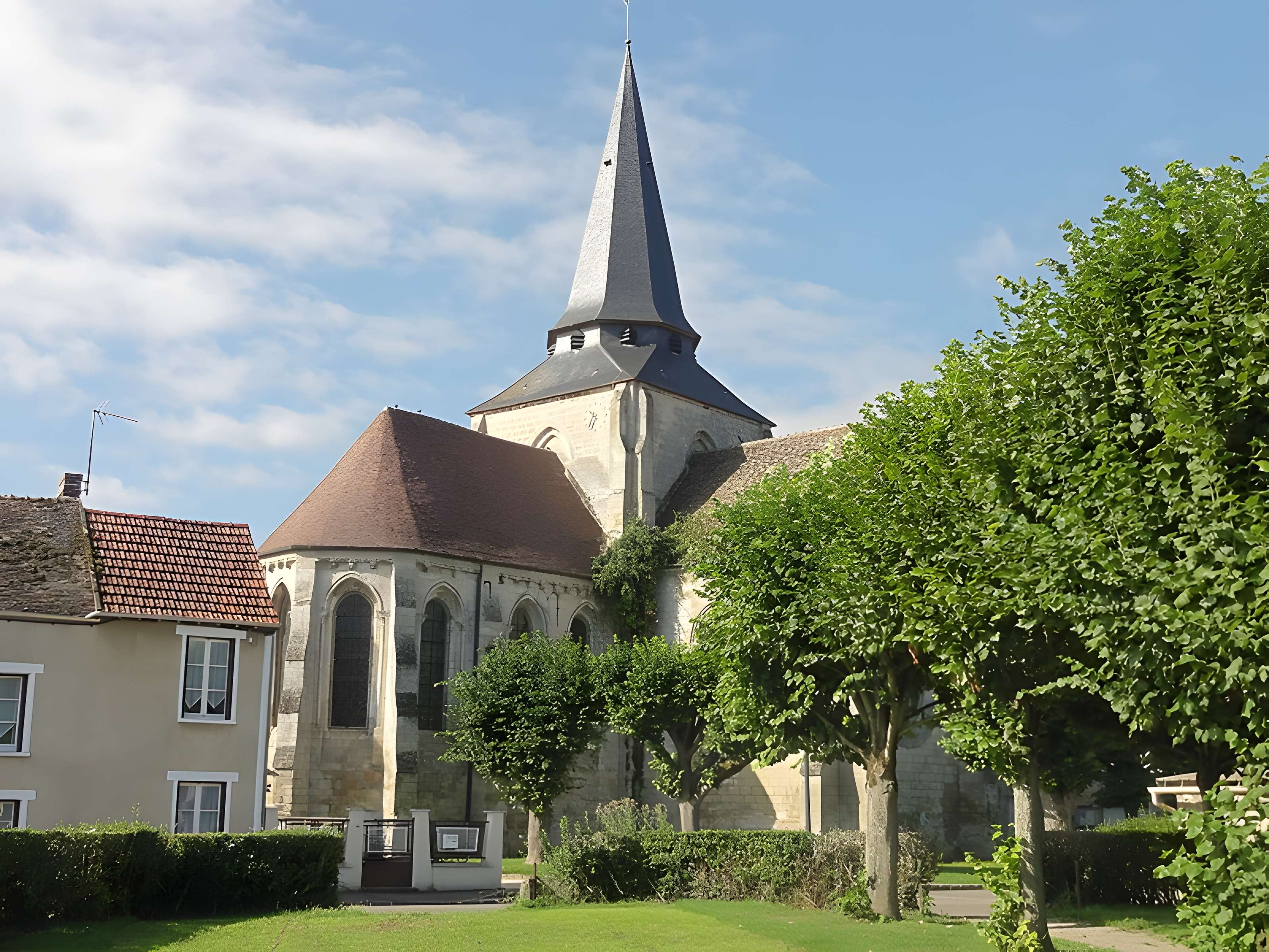Église Saint-Lucien d'Avernes