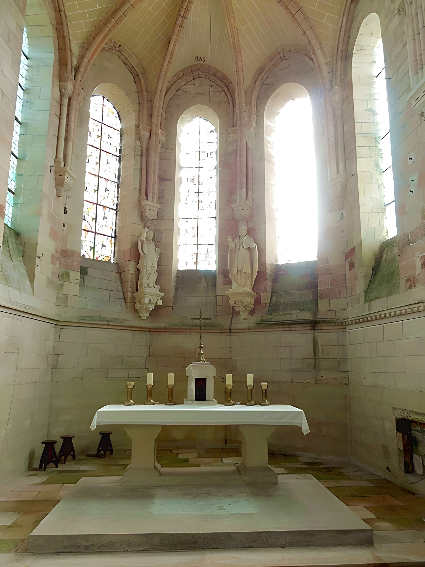 Église Saint-Lucien d'Avernes