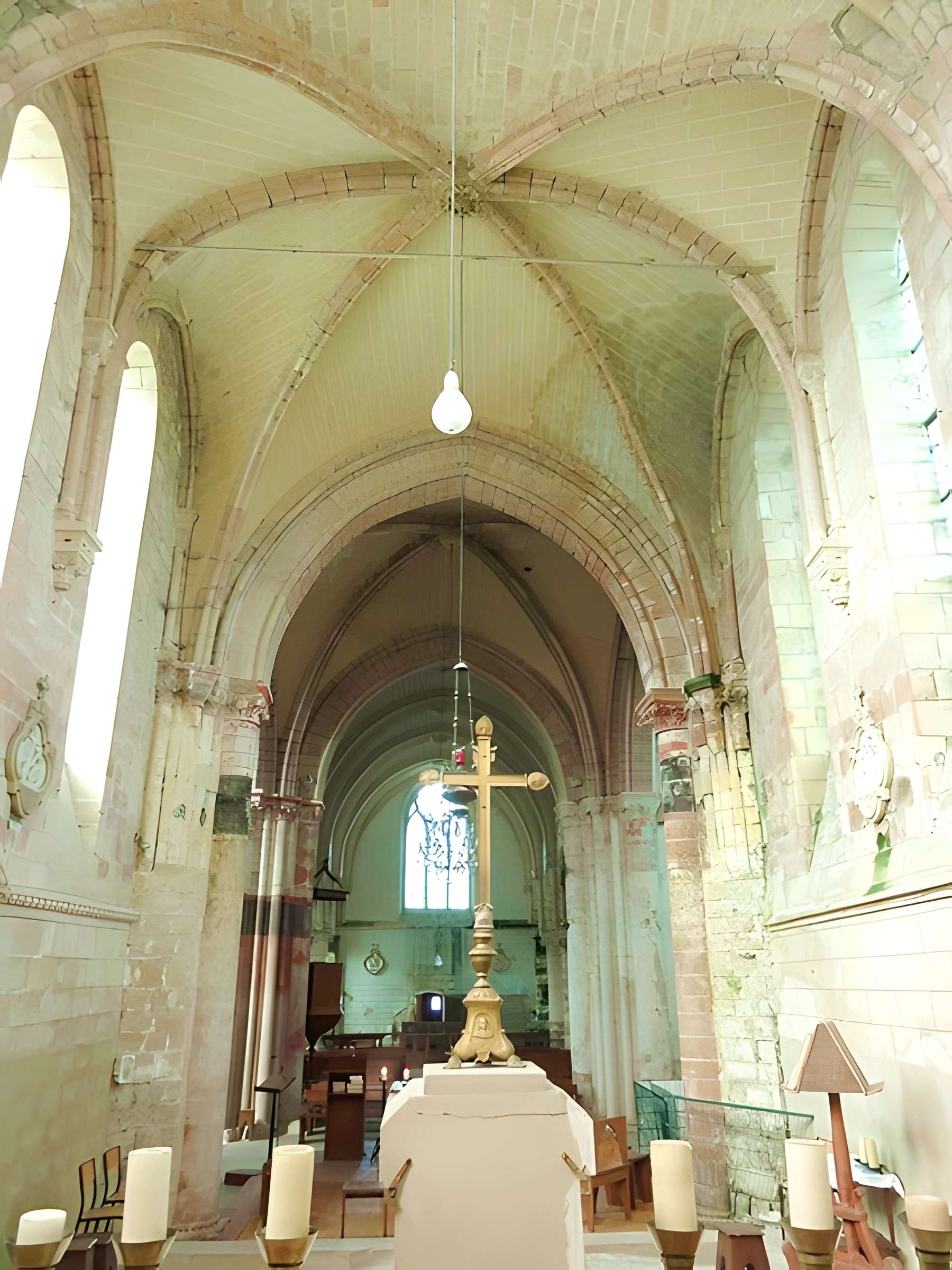 Église Saint-Lucien d'Avernes