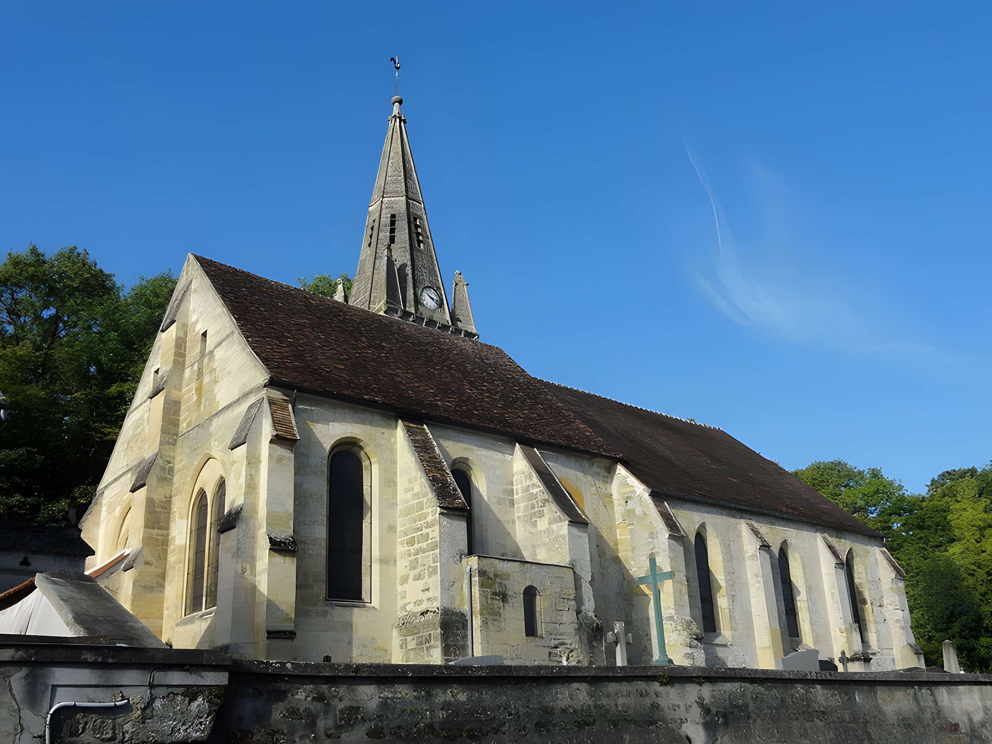 Église Saint-Lucien de Courcelles-sur-Viosne 