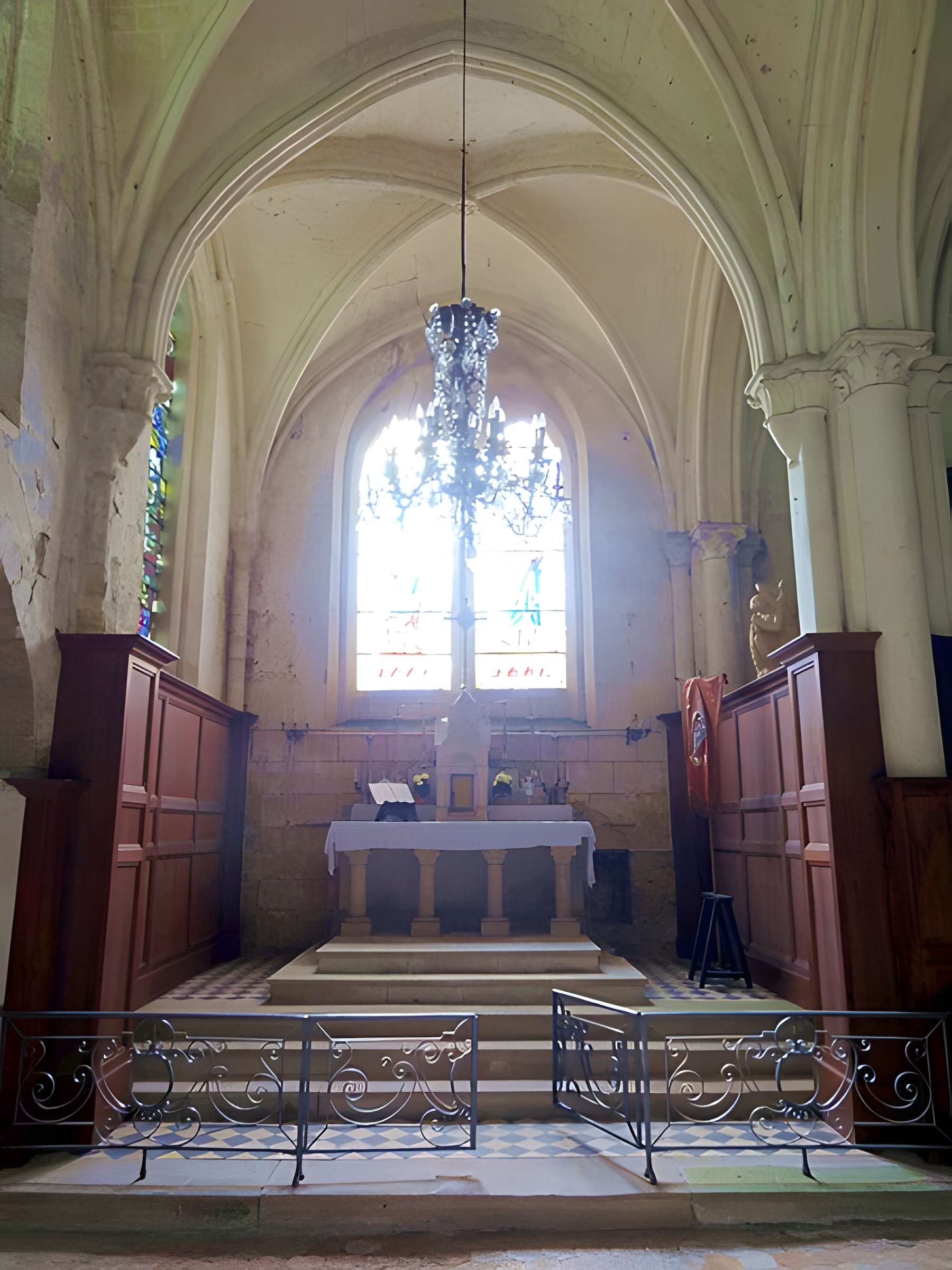 Église Saint-Lucien de Courcelles-sur-Viosne