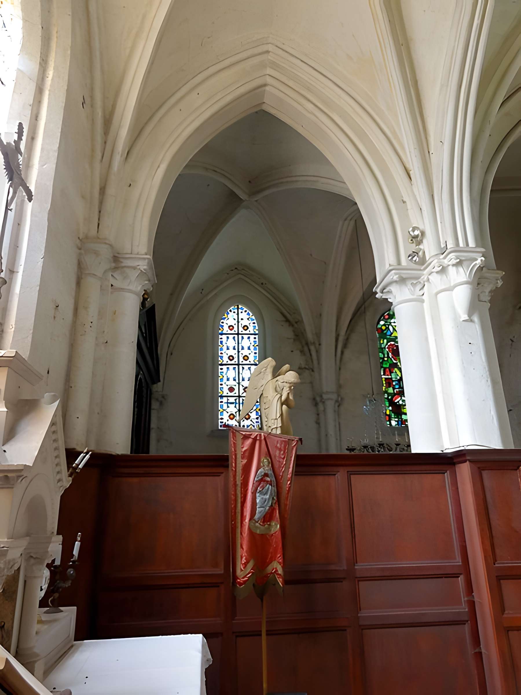 Église Saint-Lucien de Courcelles-sur-Viosne