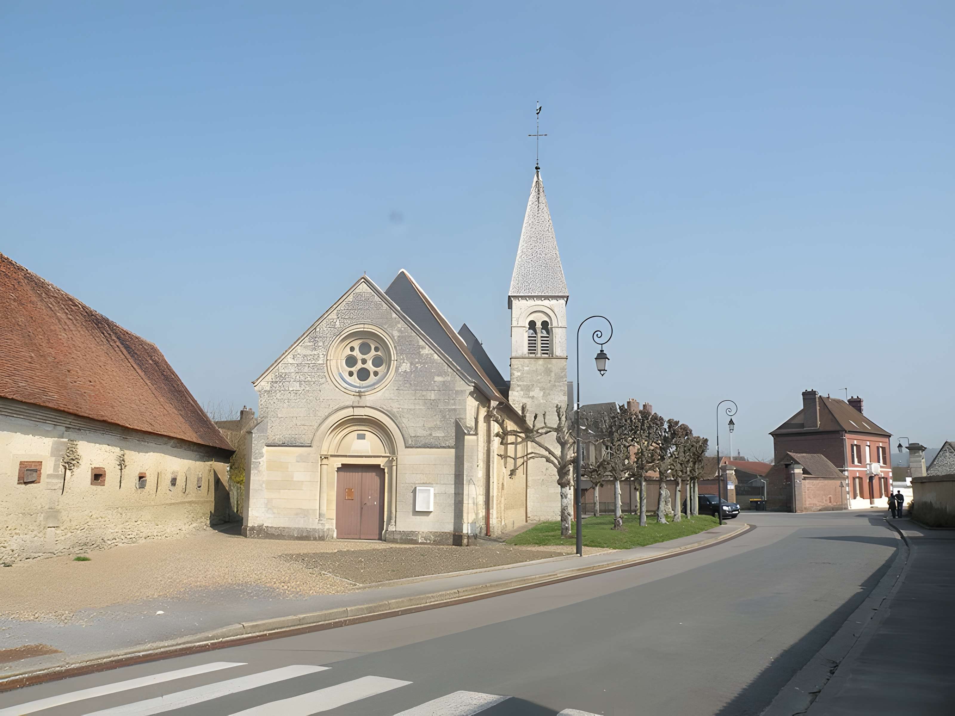 Église Saint-Lucien de Warluis