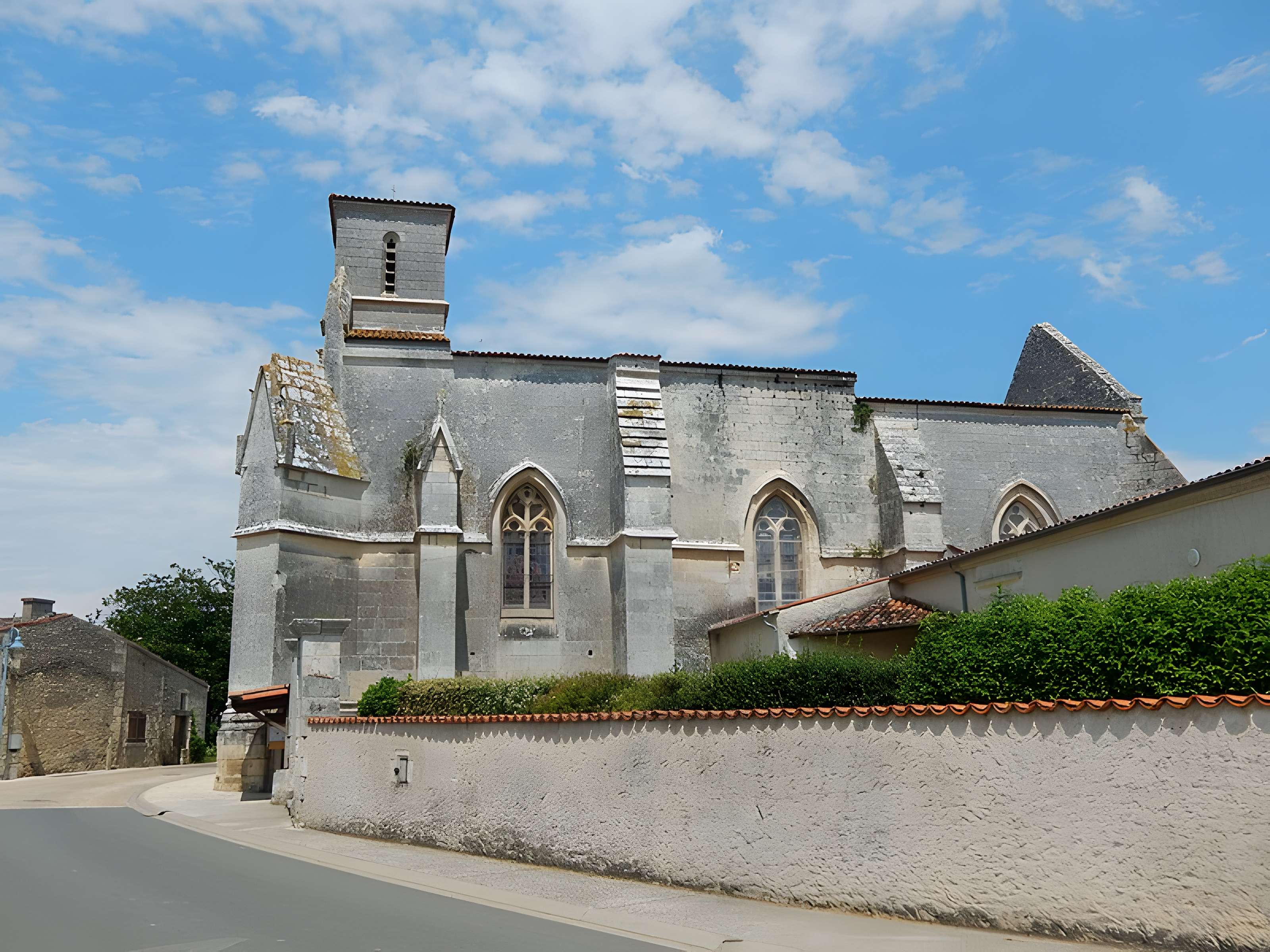Église Saint-Madeleine de Varzay