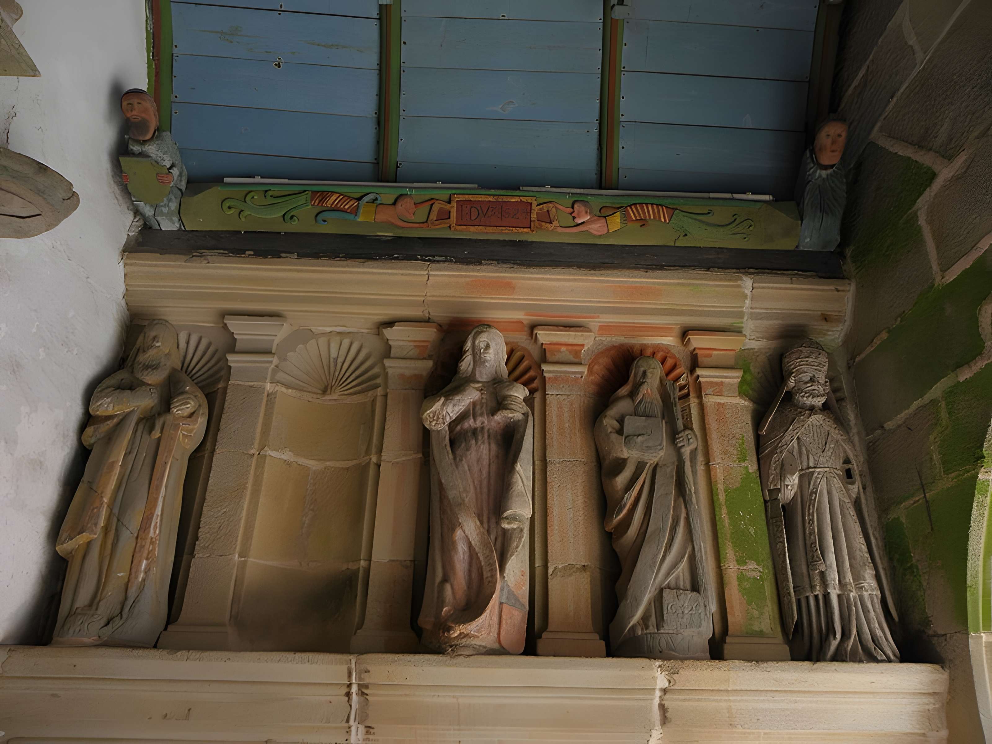 Église Saint-Mahouarn de Plomodiern