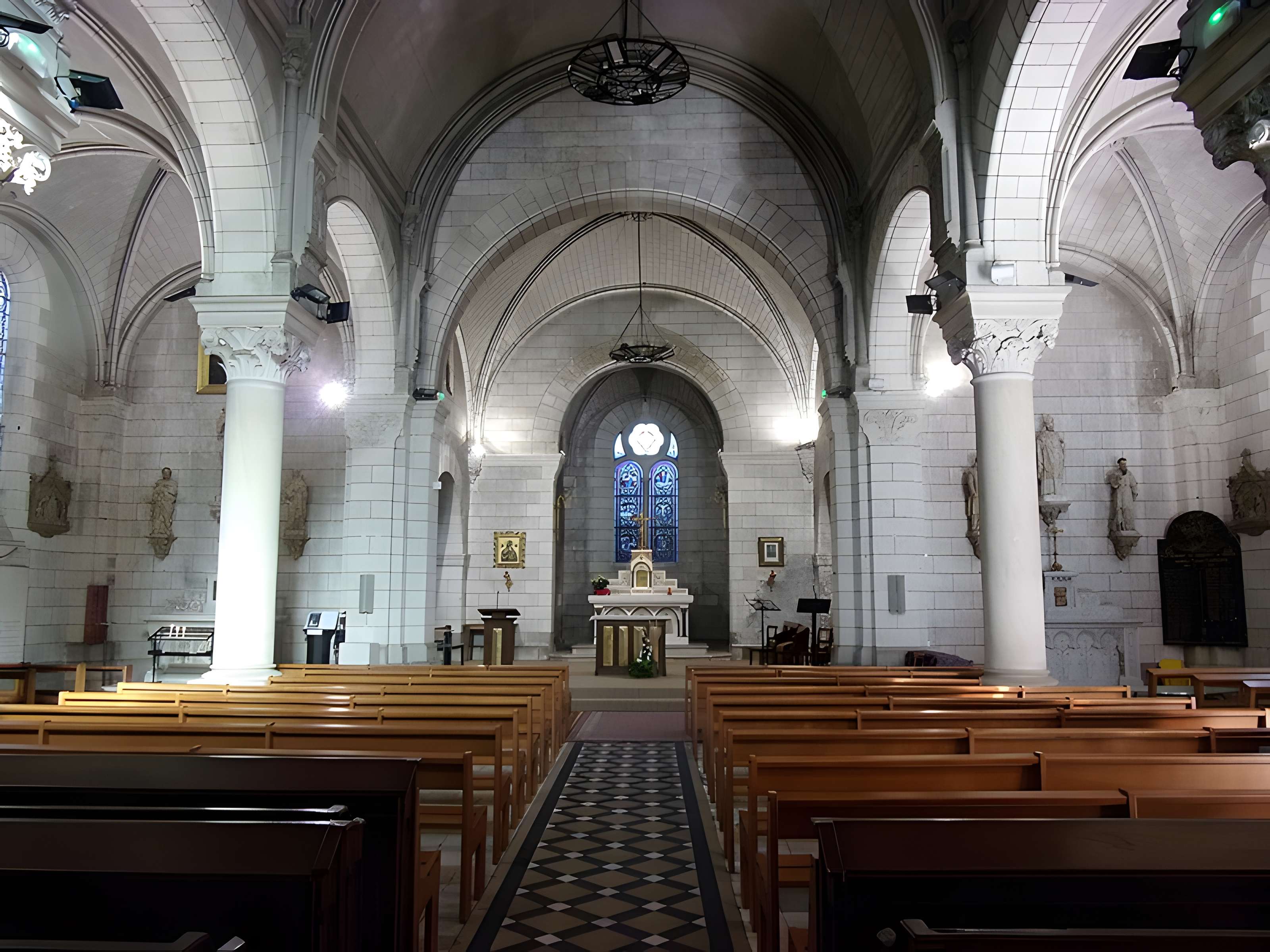 Église Saint-Maixent de Veigné