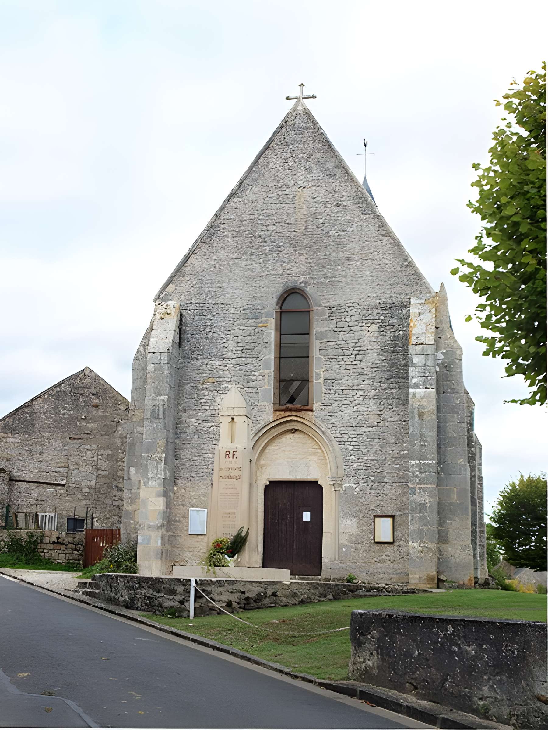 Église Saint-Mammes de Montarlot