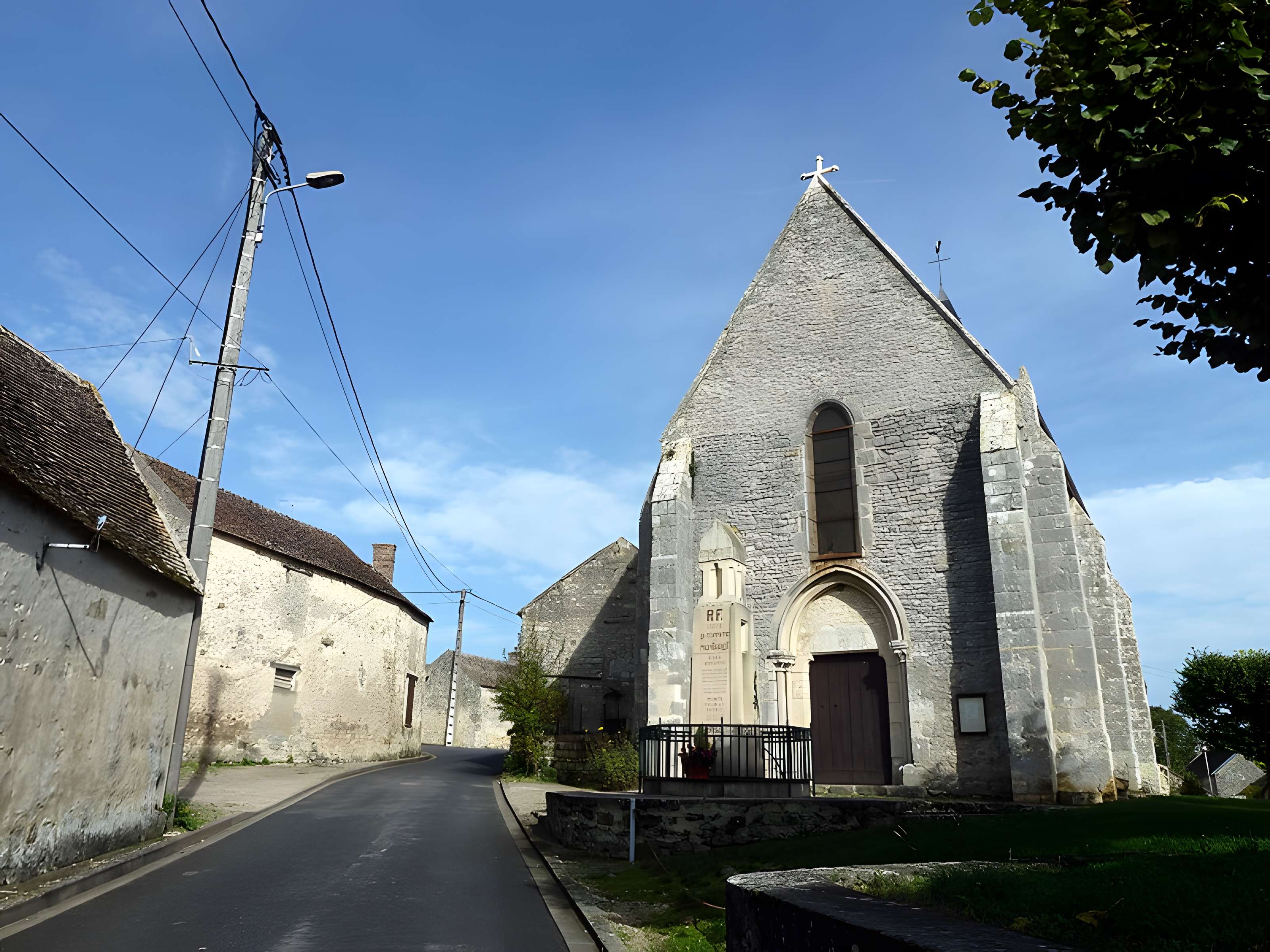 Église Saint-Mammes de Montarlot