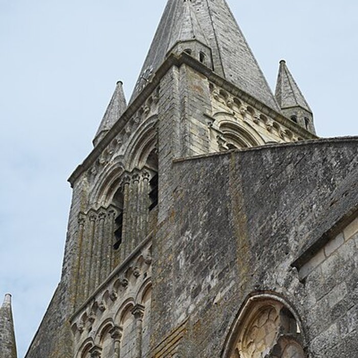 Photo de Église Saint-Mandé-Saint-Jean de Ferrière-Larçon
