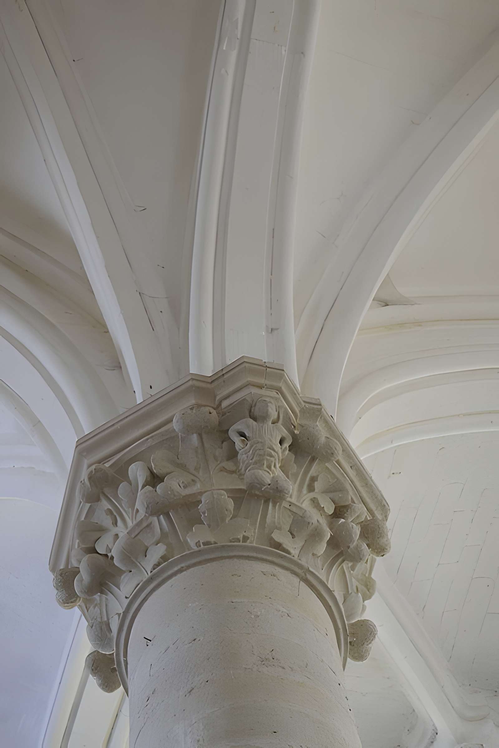 Église Saint-Mandé-Saint-Jean de Ferrière-Larçon