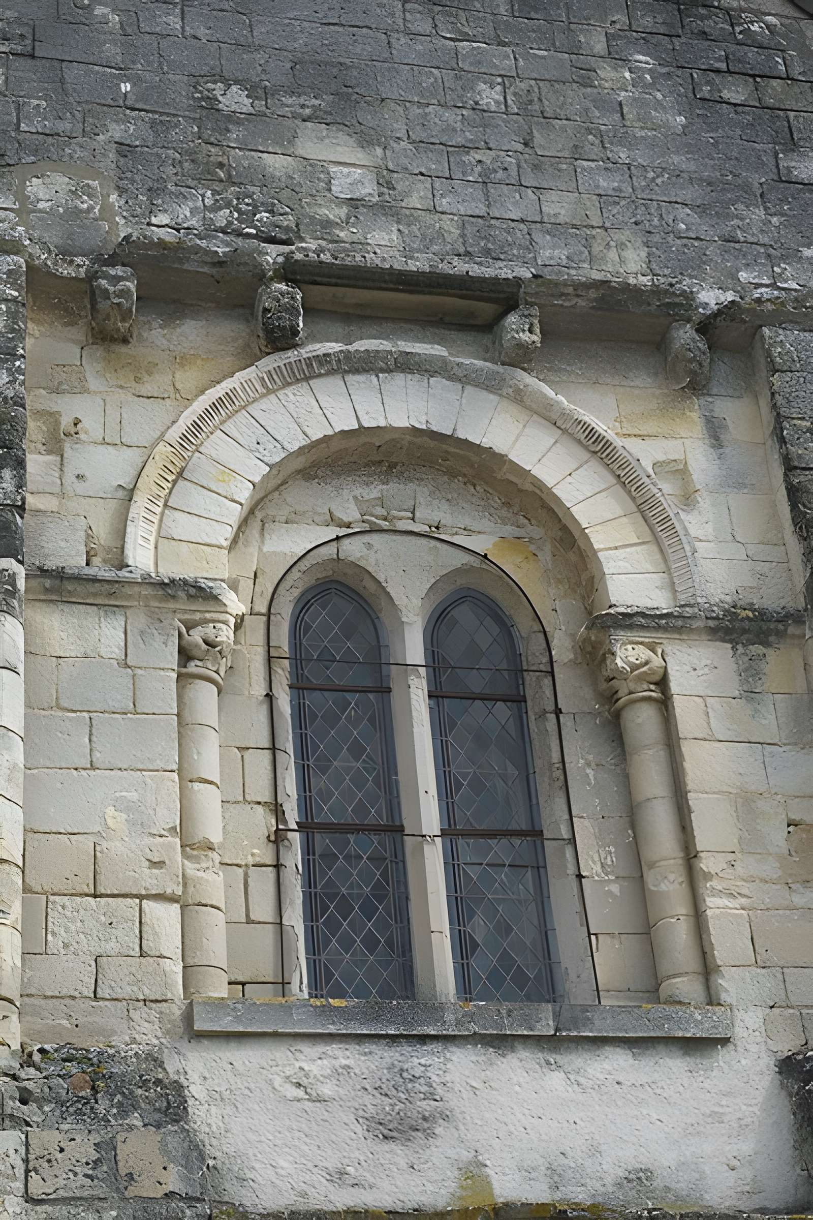 Église Saint-Mandé-Saint-Jean de Ferrière-Larçon