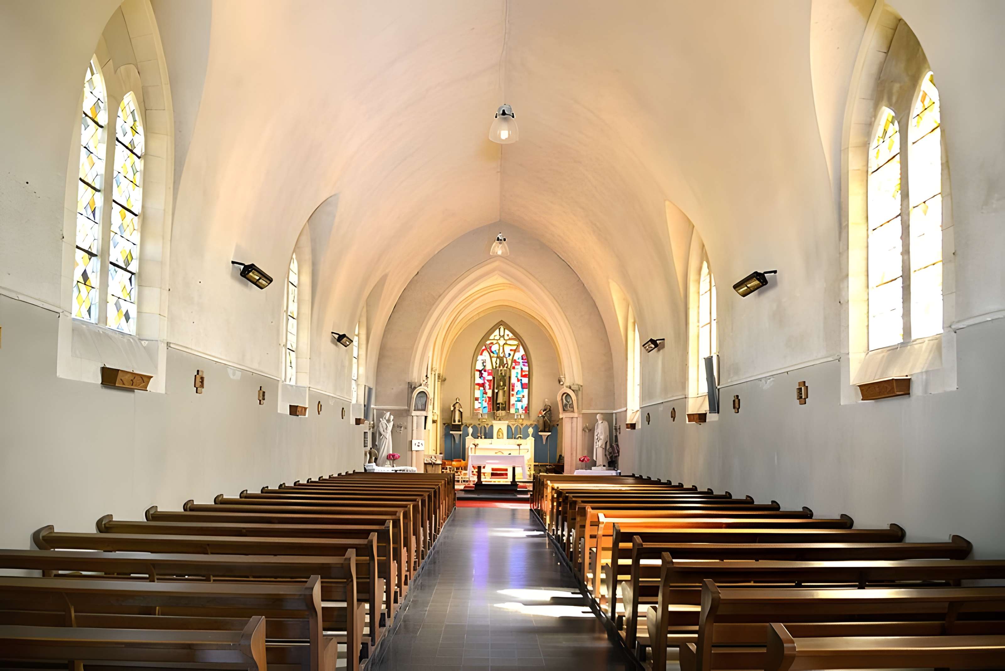 Église Saint-Manvieu de Longueville