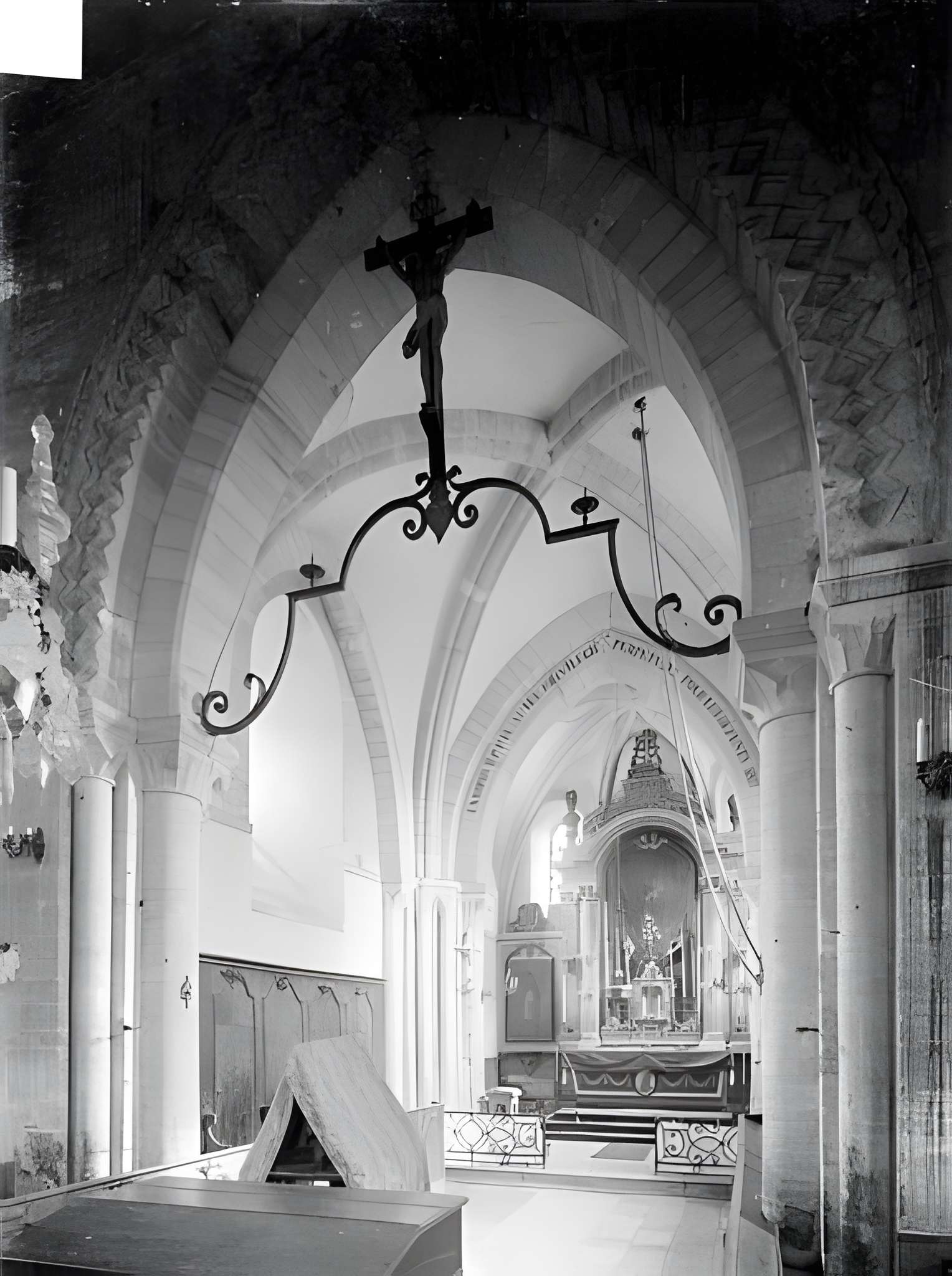 Église Saint-Manvieu de Meuvaines