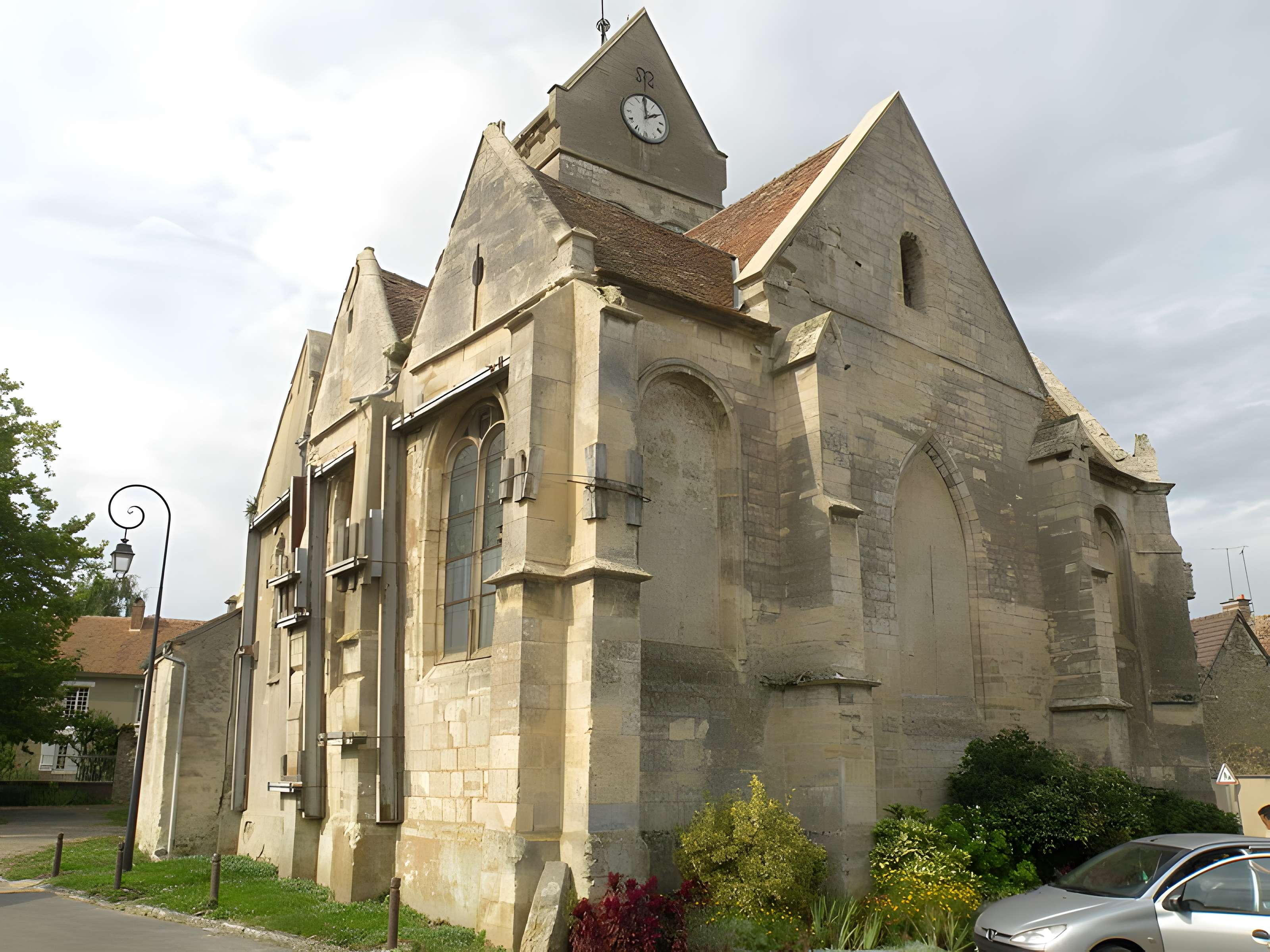 Église Saint-Marcel de Fleury