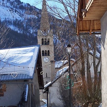 Église Saint-Marcellin de Névache