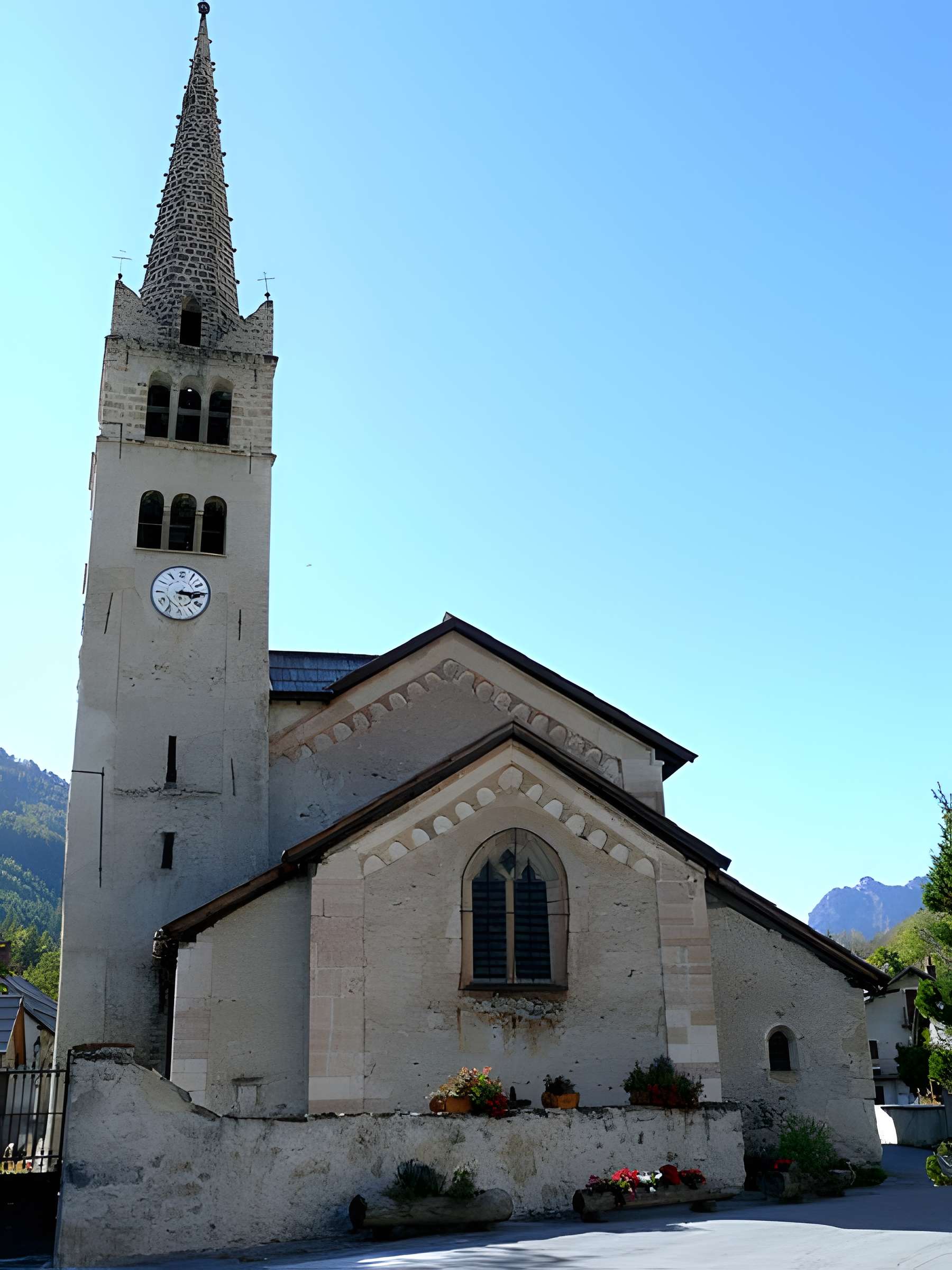 Église Saint-Marcellin de Névache 