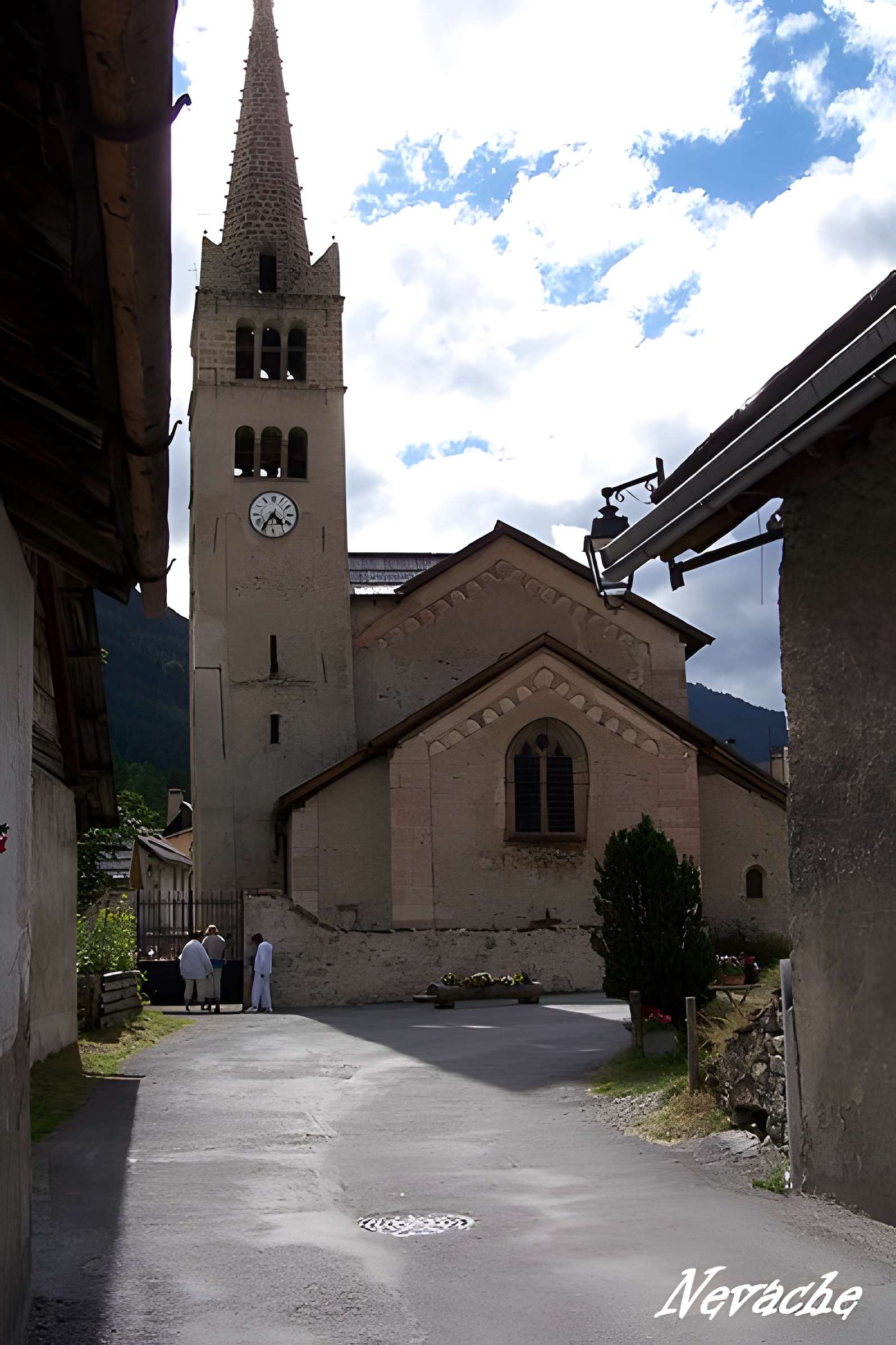 Église Saint-Marcellin de Névache