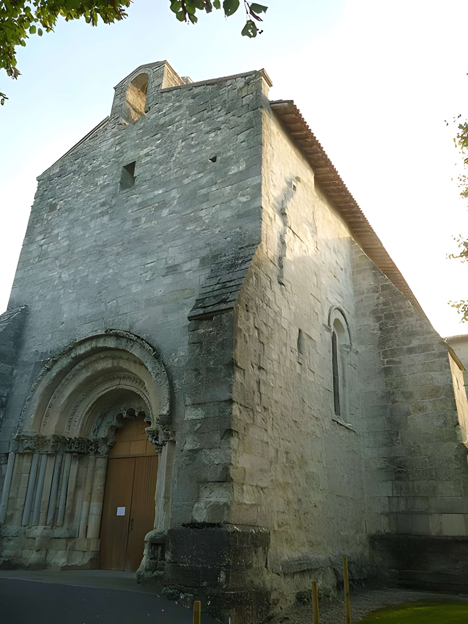 Église Saint-Marien de Condéon