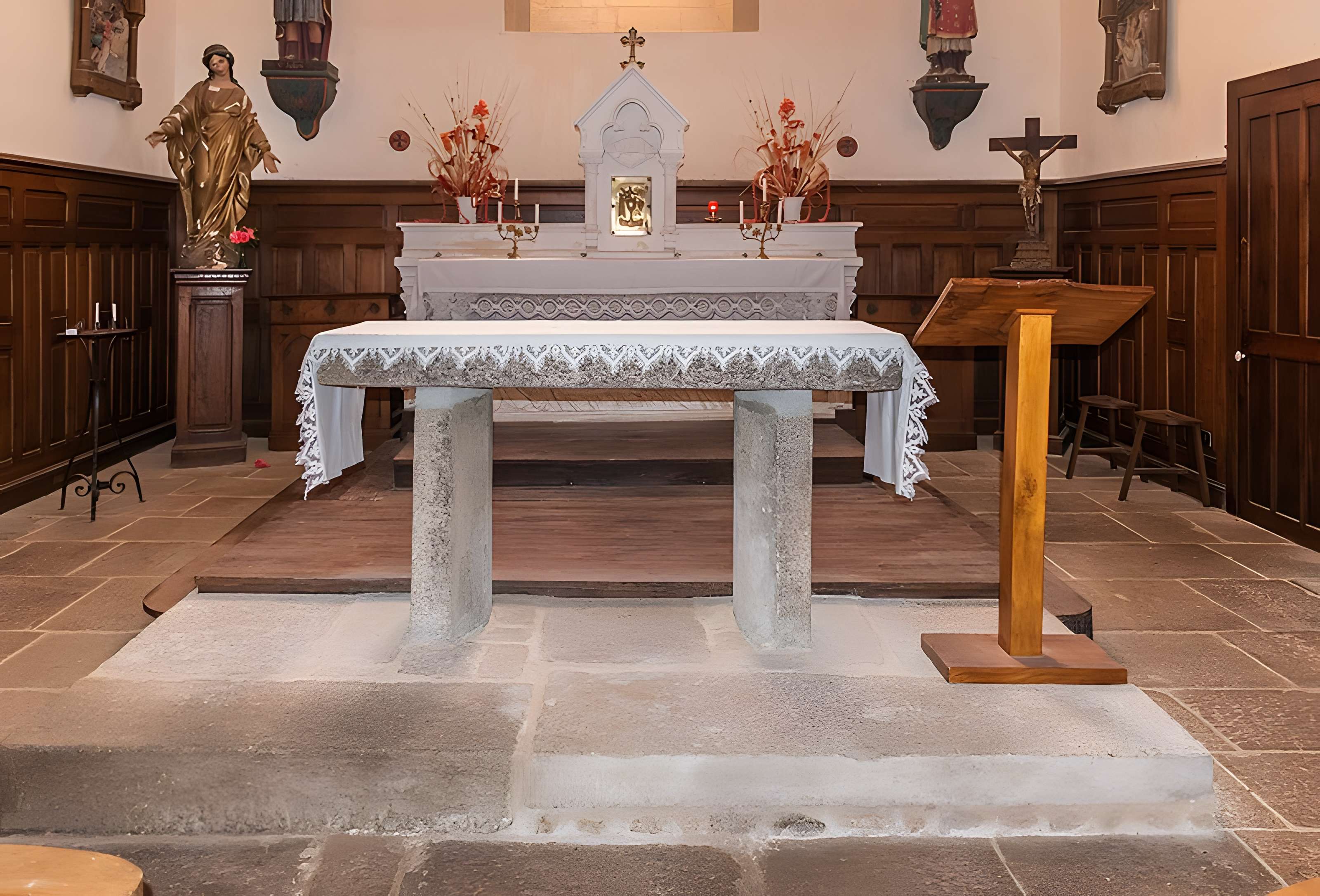 Église Saint-Martial d'Arnac-la-Poste