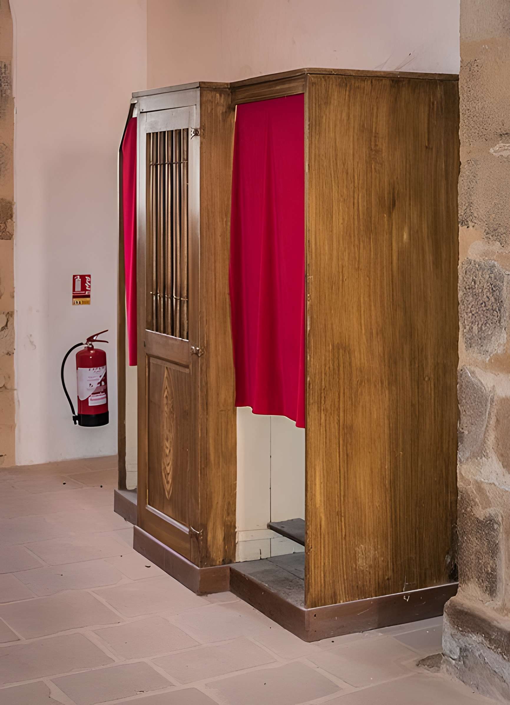 Église Saint-Martial d'Arnac-la-Poste