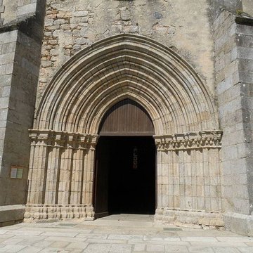 Église Saint-Martial de Brigueuil
