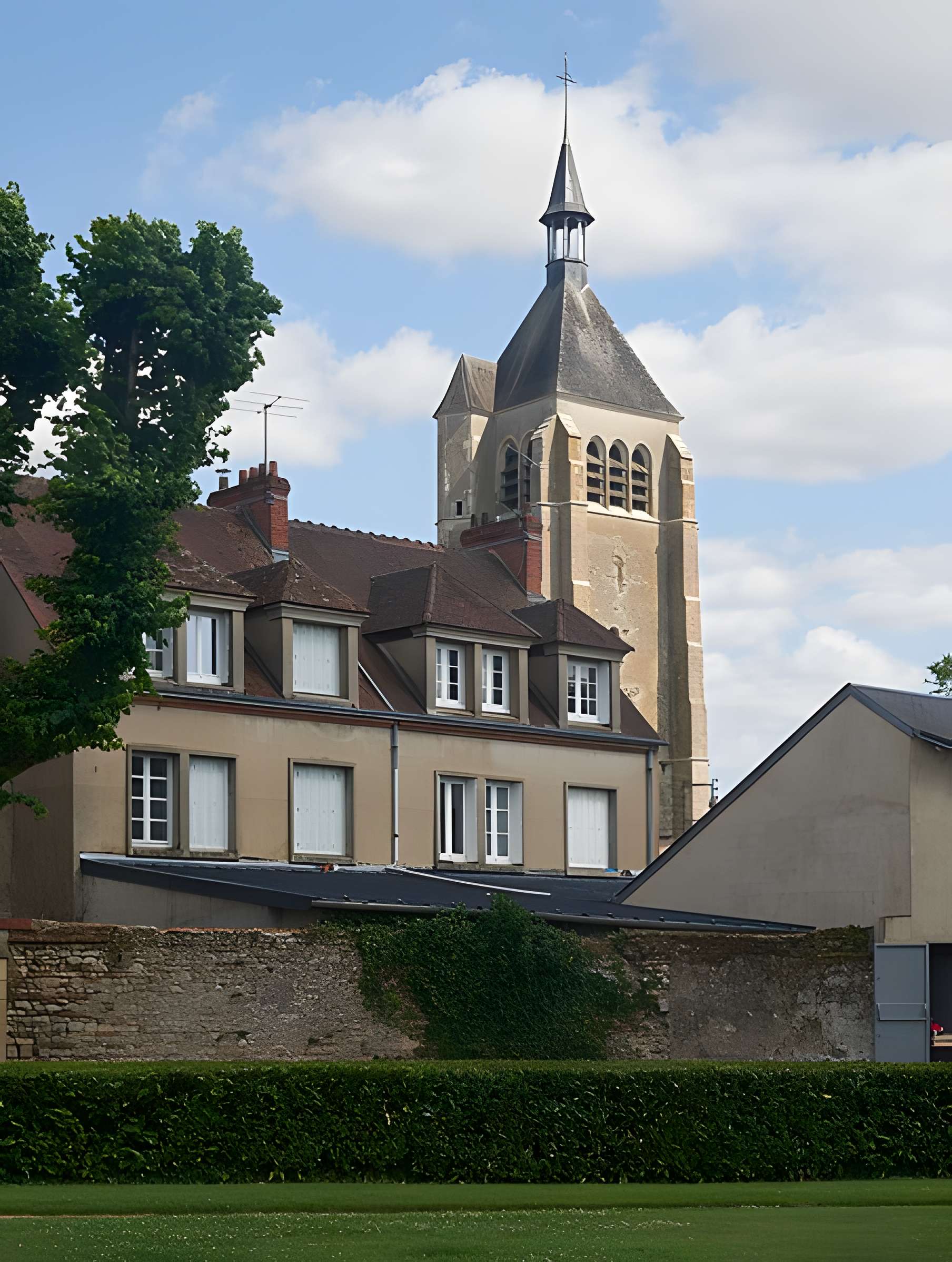 Église Saint-Martial de Châteauneuf-sur-Loire