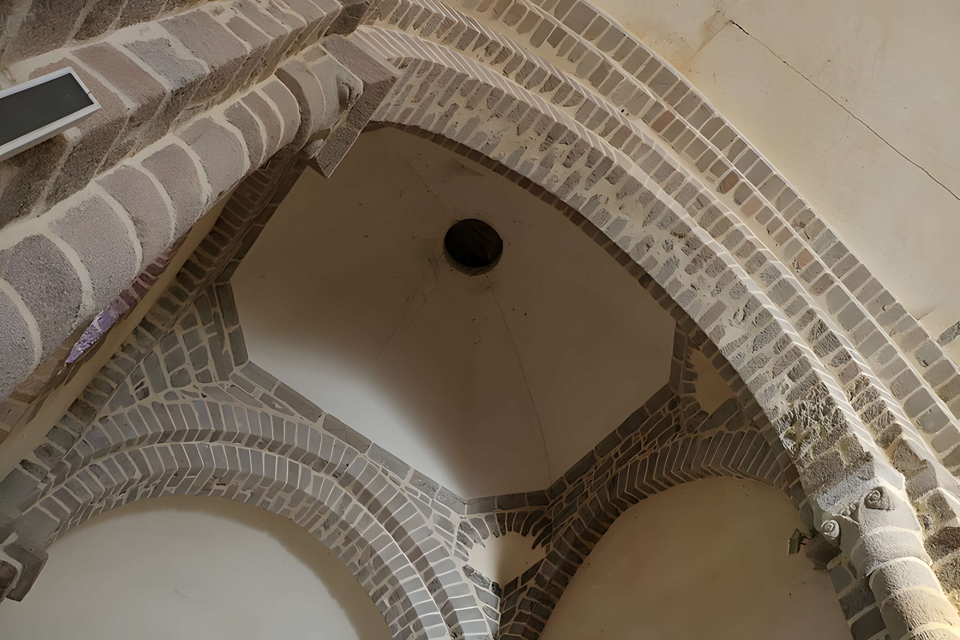 Église Saint-Martial de Manot