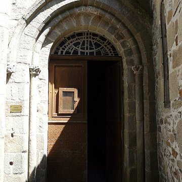 Église Saint-Martial de Sainte-Fortunade