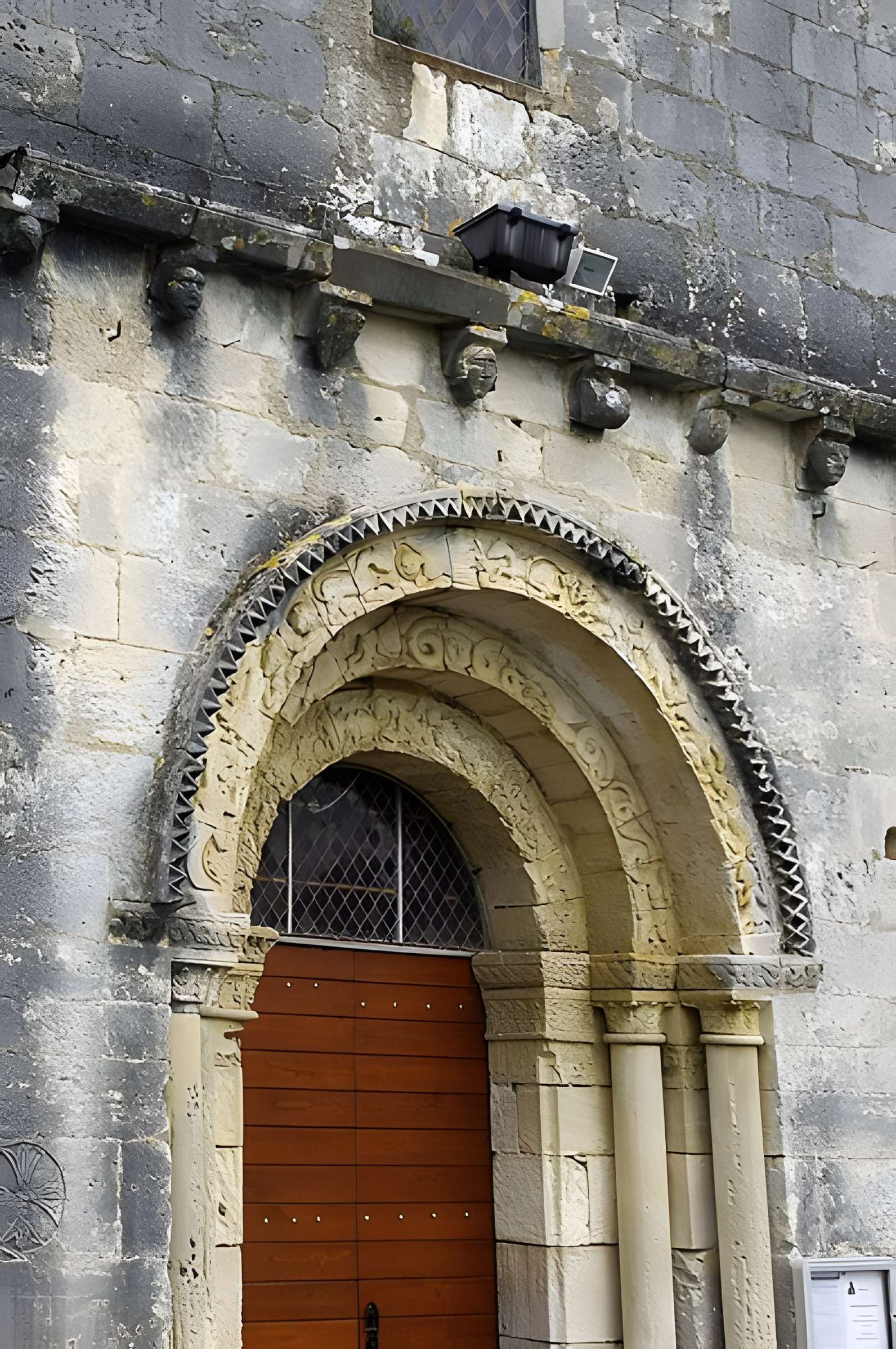 Église Saint-Martial de Saint-Martial-de-Valette