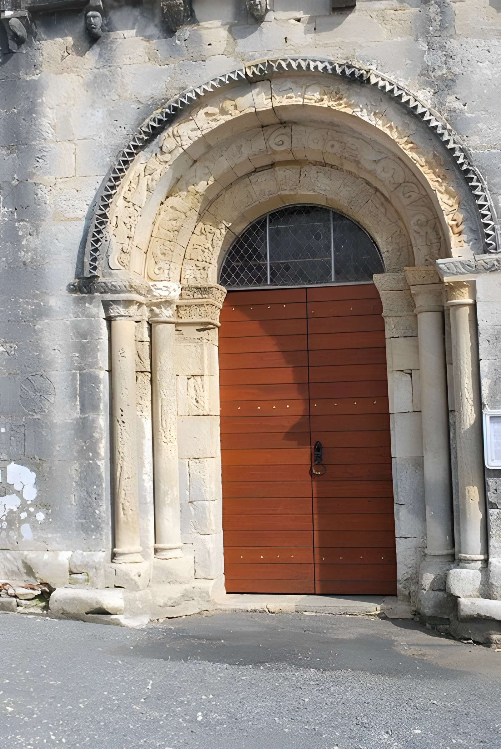 Église Saint-Martial de Saint-Martial-de-Valette