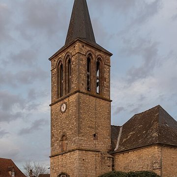 Église Saint-Martial de Tauriac