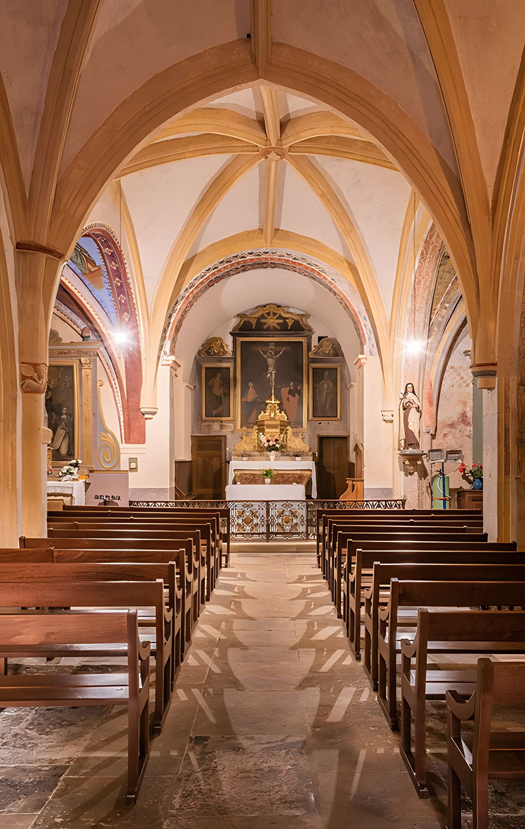 Église Saint-Martial de Tauriac